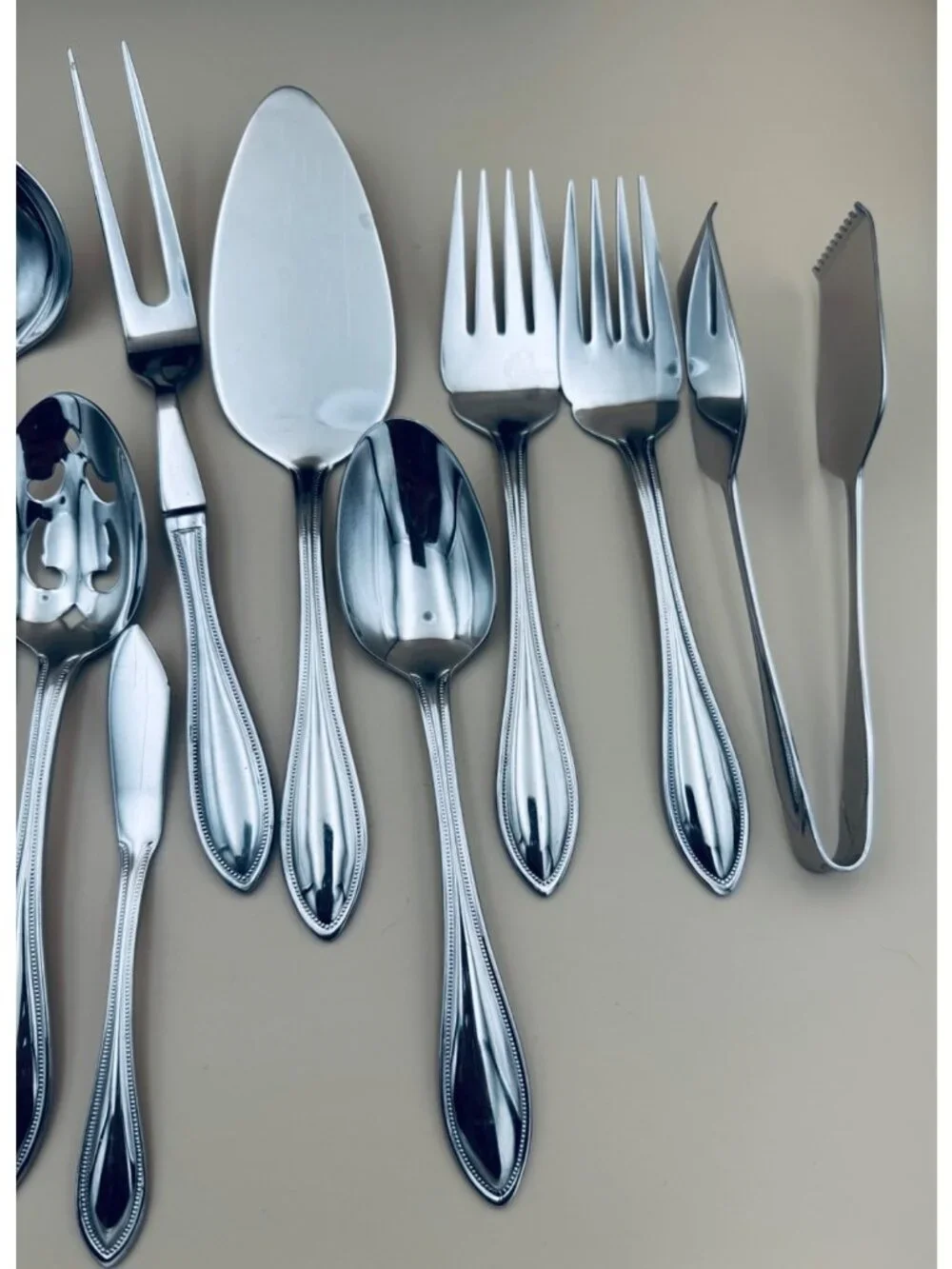 Set of 13 Wallace AMERICAN TRADITION Serving Pieces